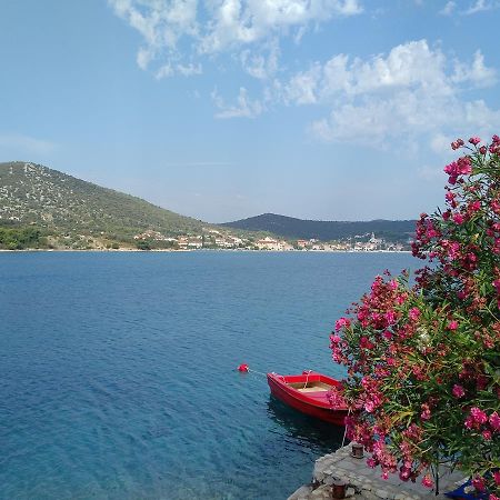 Appartement Villa Papilla Vinišće Exteriér fotografie